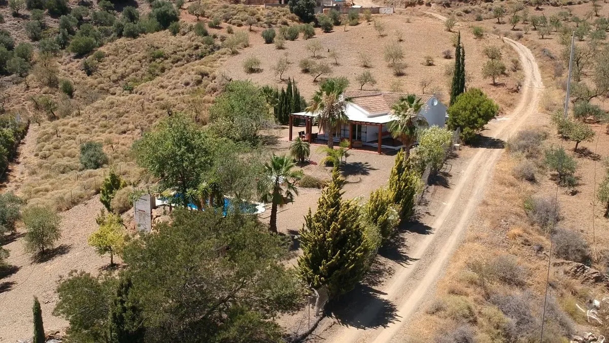 5fb0a5ce-9f40-4ea5-ab11-bedea7d43787