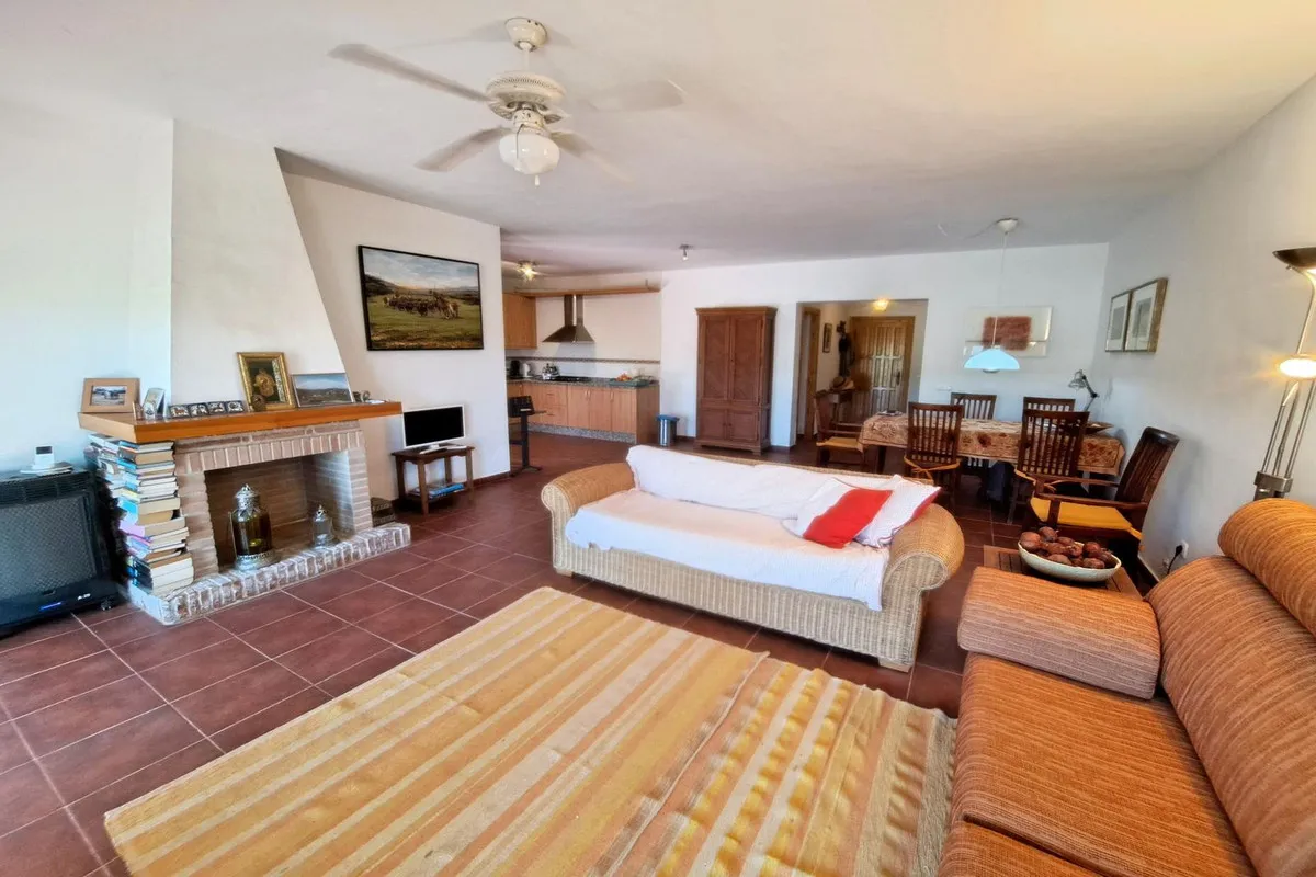 d1e31201-1cb3-4146-874c-370ef46f643b