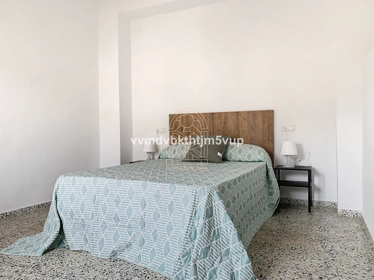 b9d8aef2-b8bc-4696-9938-fcd88442720c