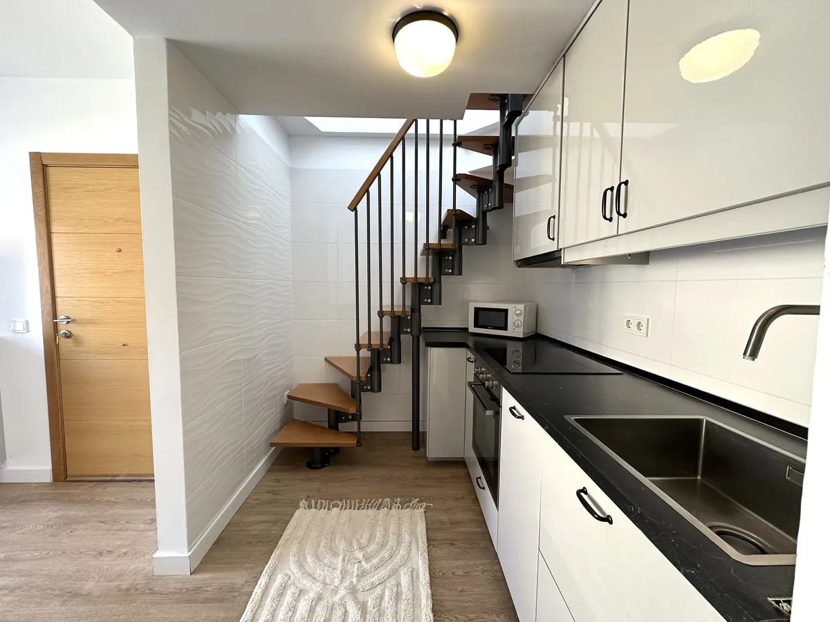 8ebaec37-e86a-4e46-948d-a5fff594ef6e