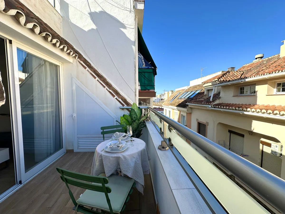 c56e76dd-88b7-453d-b147-3700f3775eb0