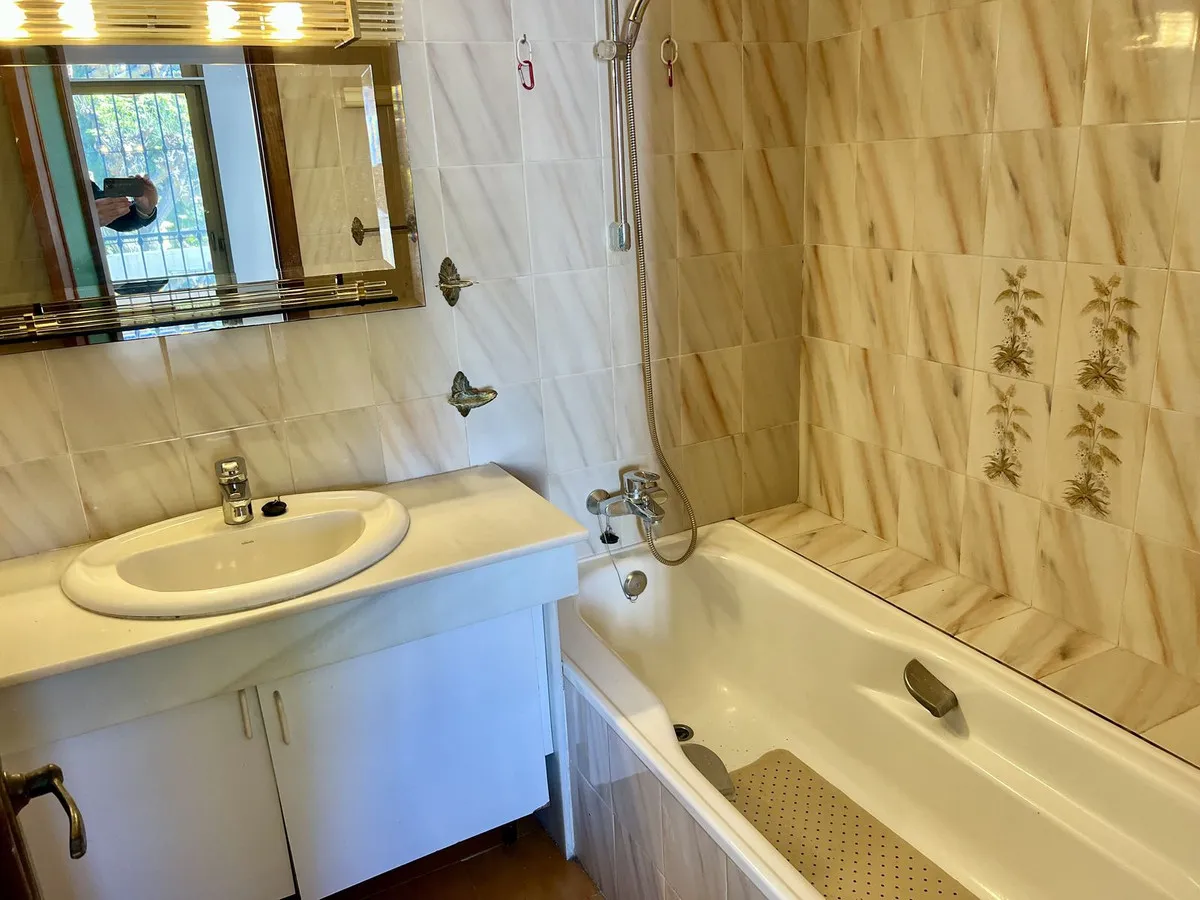 077e3df2-0db6-46b7-81f0-c39399baf95e