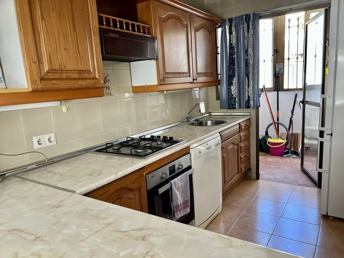 0bf09f58-9262-4a5b-8765-5a558953832a