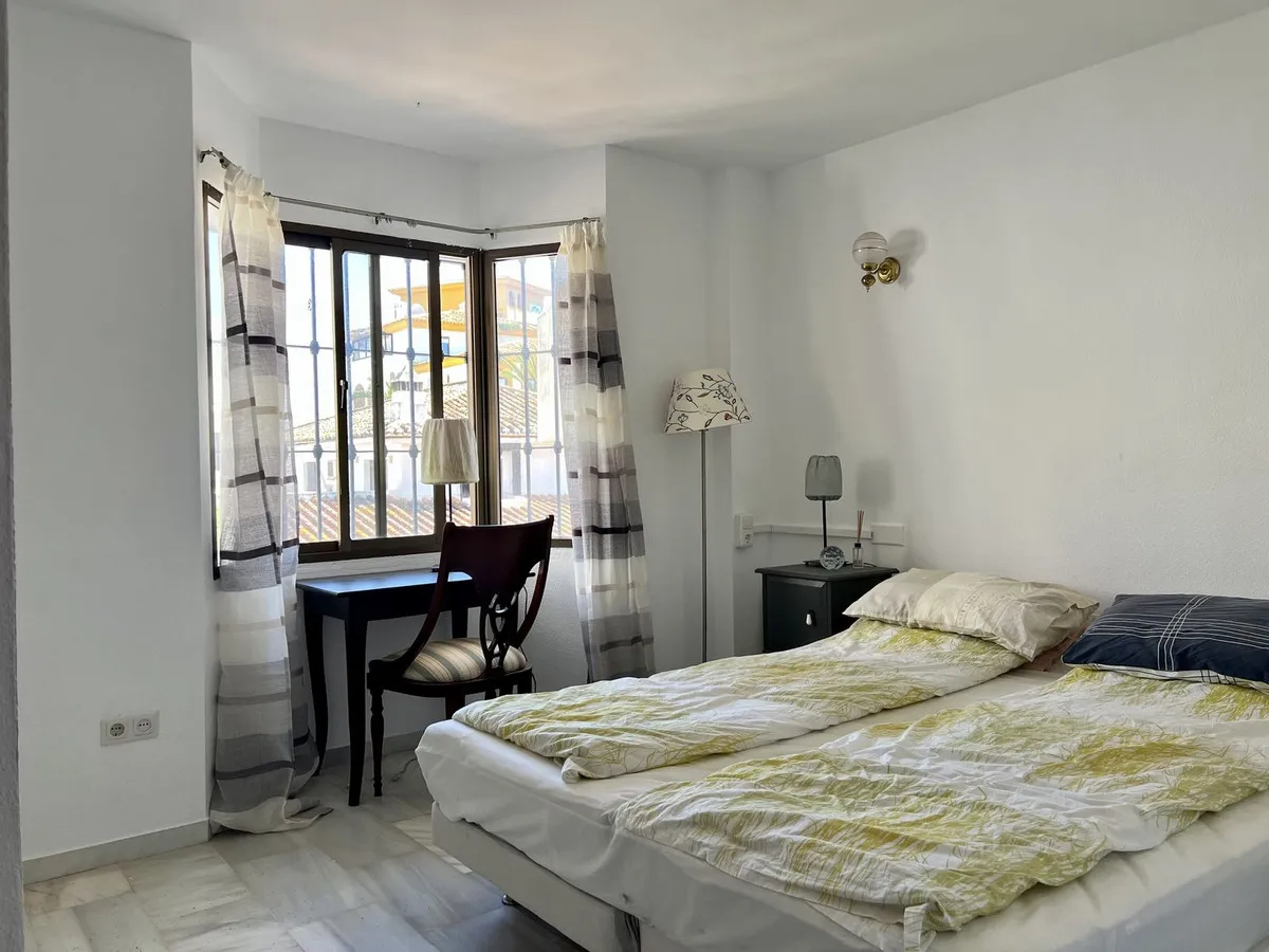 abf552e2-a3c2-4102-9829-120b7d61965a