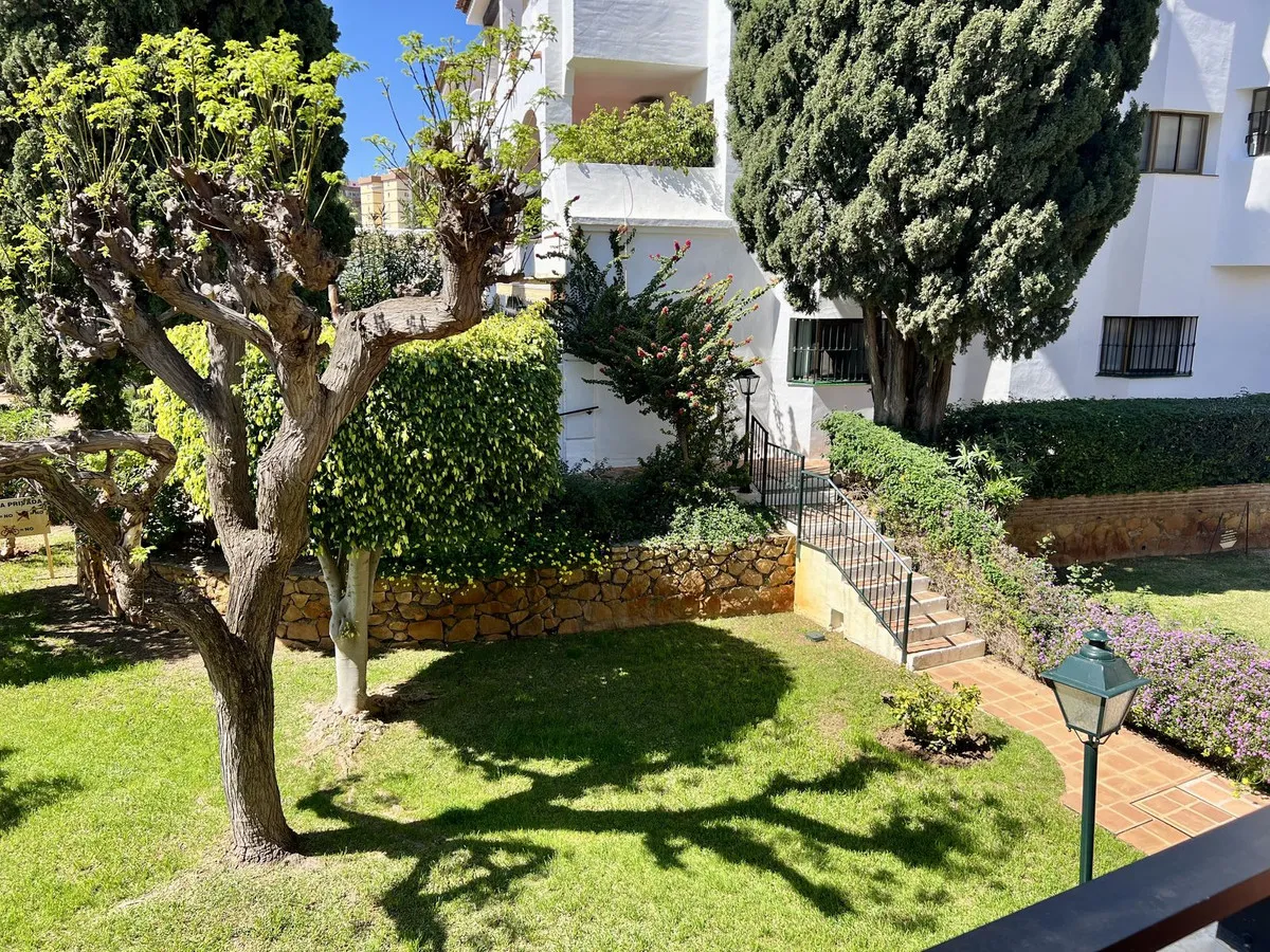 f86bba28-5ec7-4d86-8329-6abef8a02bb7