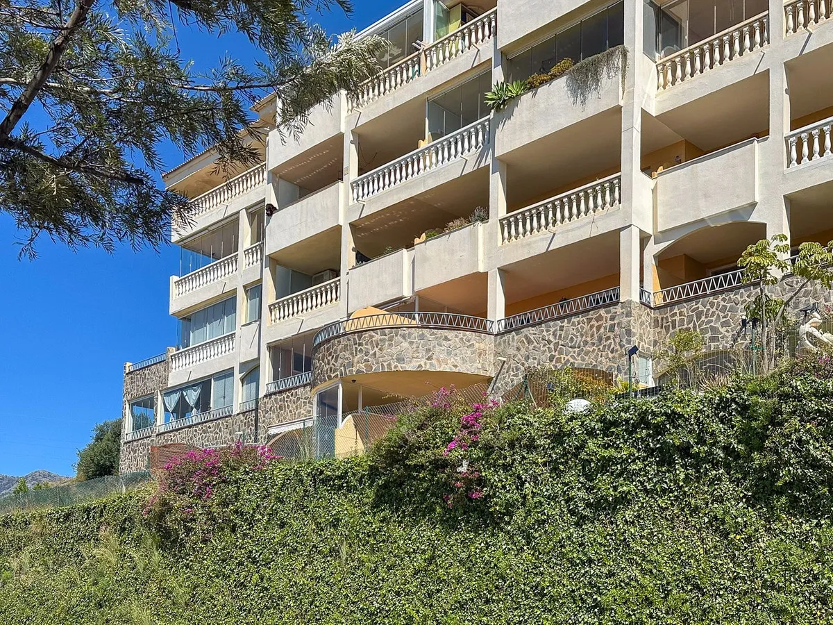 a897bc99-9031-4241-b99b-feeae771831c