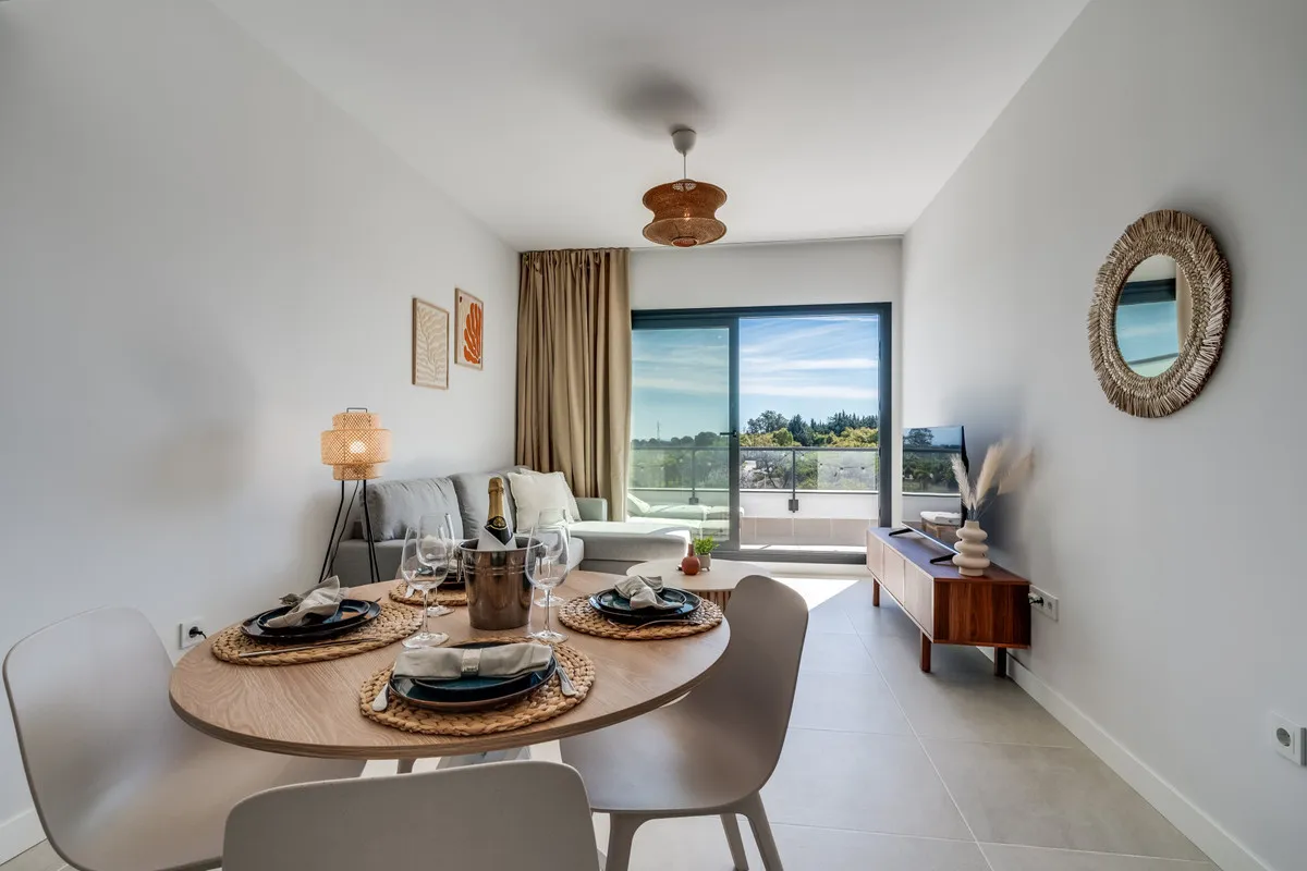 2ded9163-285f-49fe-8164-29a6c79c03ed