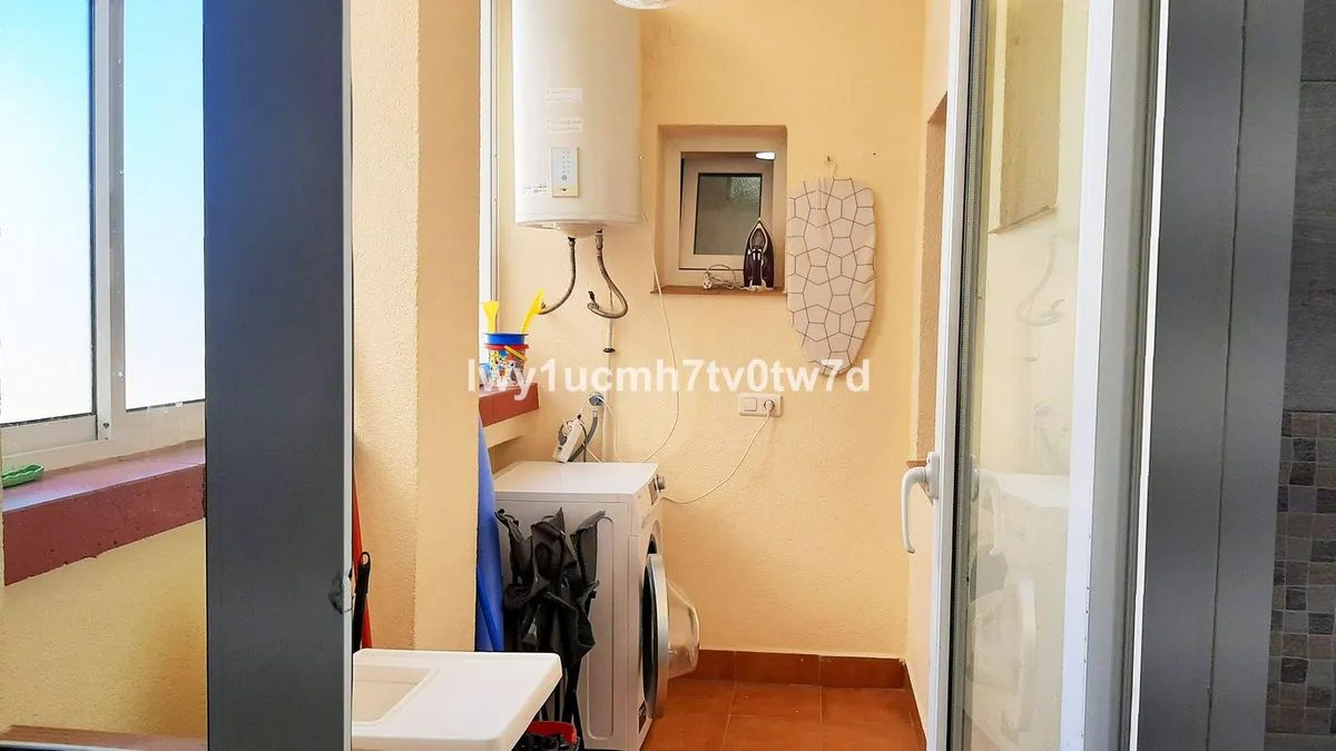 29853369-c024-4985-801d-6864066c6c51