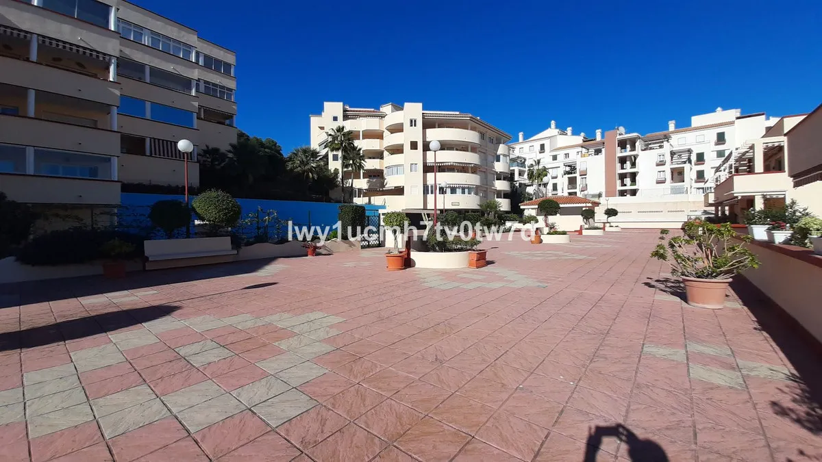 434a4c71-38ef-4c17-825f-98fe7c2df2d9