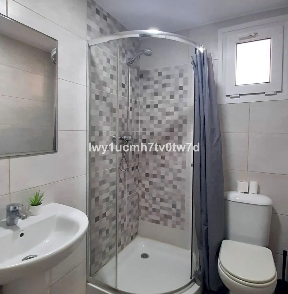 563d5545-020f-44ff-9e77-9556c3e2aa24