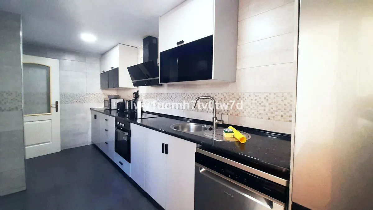 799af701-be12-40a0-955c-e20e9a3ec7eb