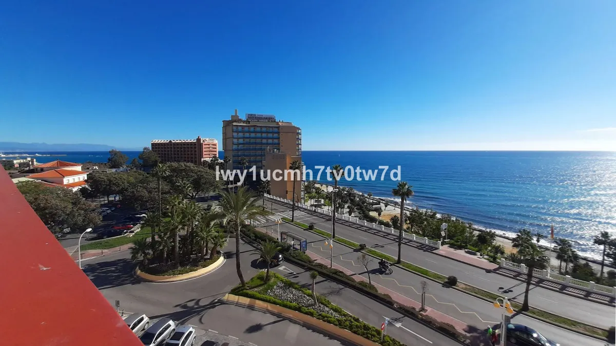 82525df1-498a-4651-86b0-148e89f3a4f3