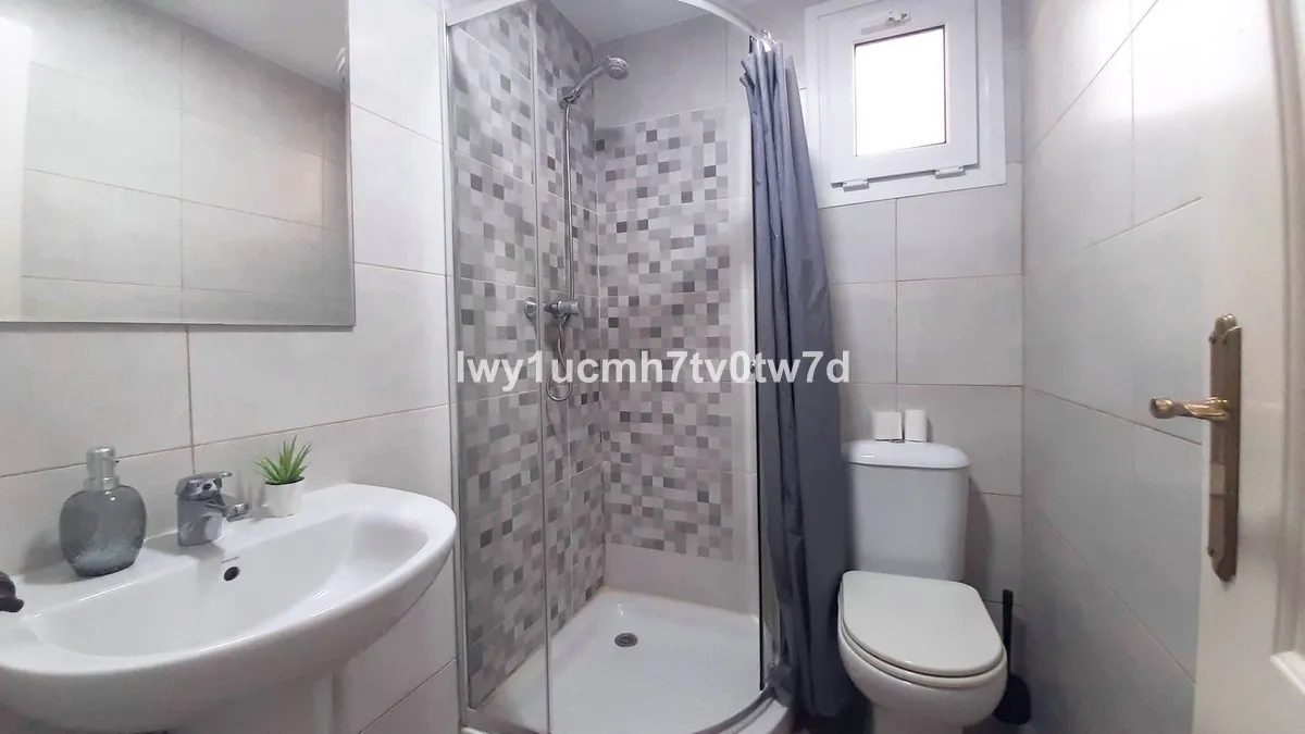 b5b2b7f2-18d4-4e29-8095-54fc5930e7d6