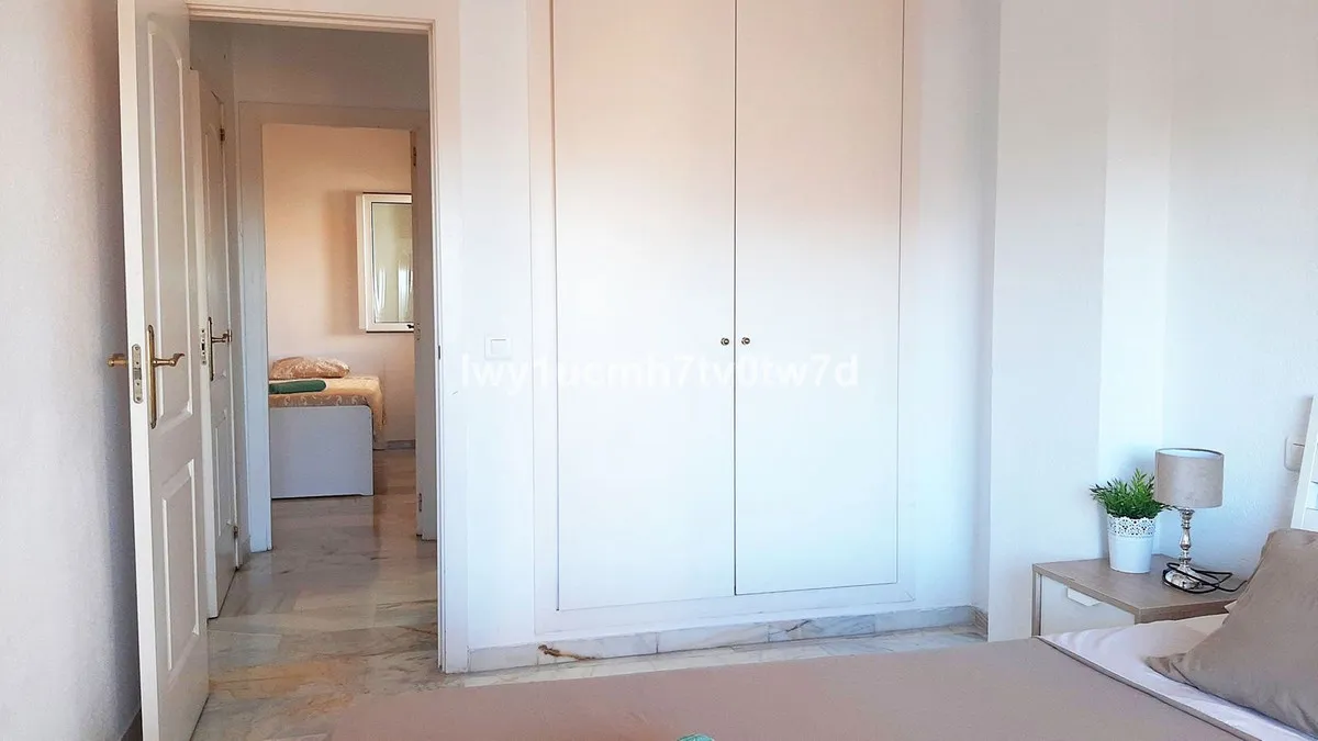 c86a13f1-e828-4a8e-b495-439dbda883e6