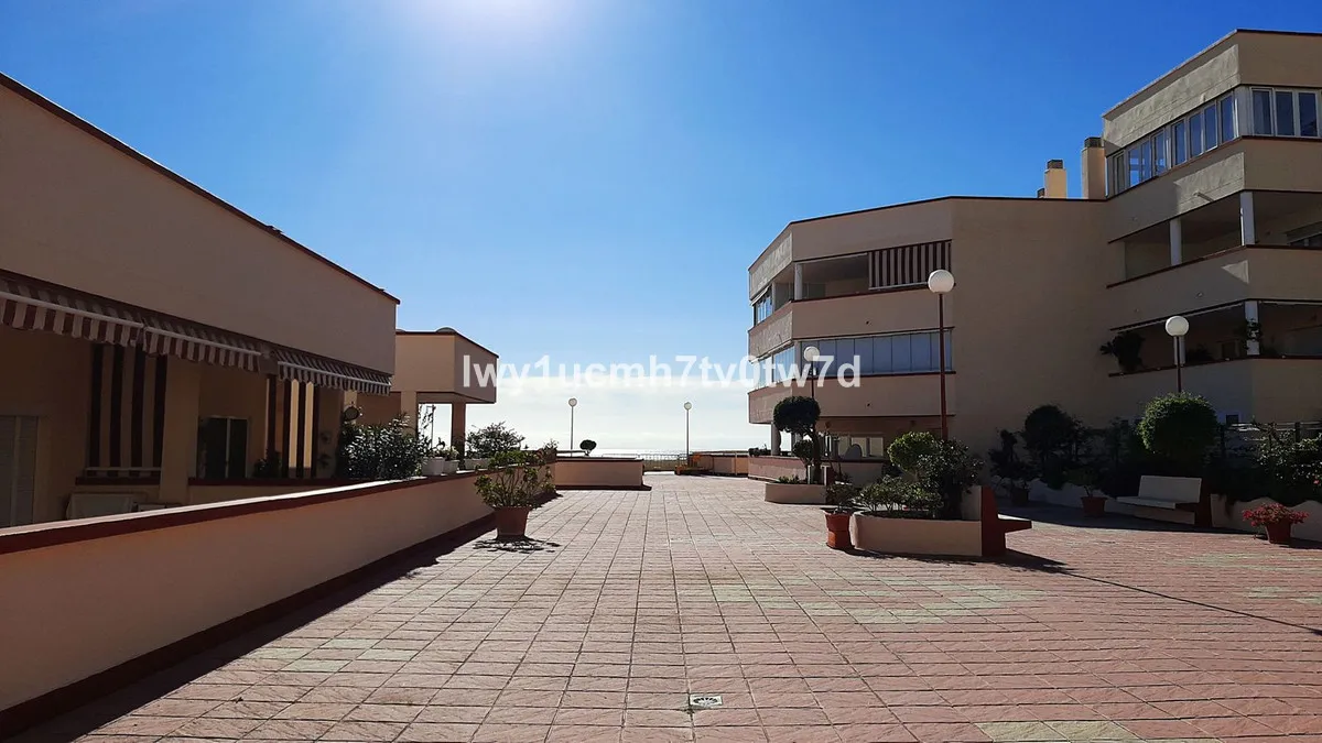 f8bf499b-5c88-49bc-875c-bab72bfdddaa