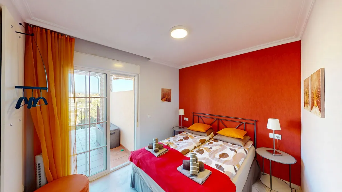 1edb15b5-9d66-49d1-aacc-7bbcd9369413