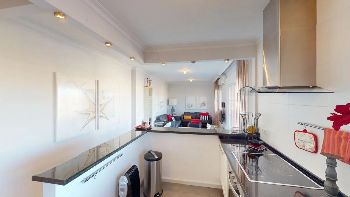 40d63e70-c5c1-4916-923f-b4e734aed96b