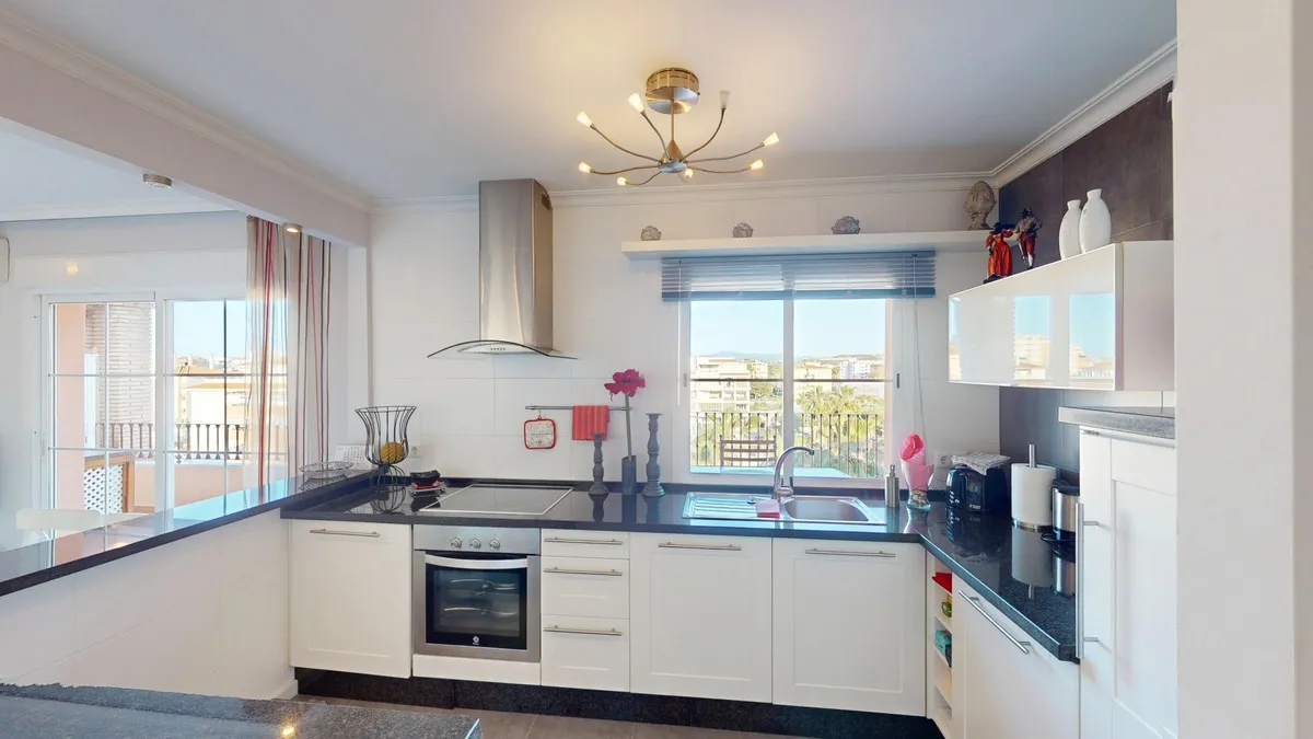 8762dc0a-3535-4885-9dd4-78c6fa9407f7