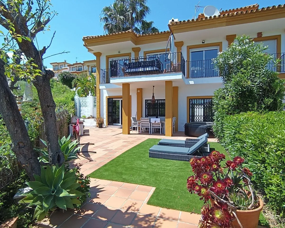 6a5bf34a-0f8c-4d0d-9dbd-0a38b0929f69