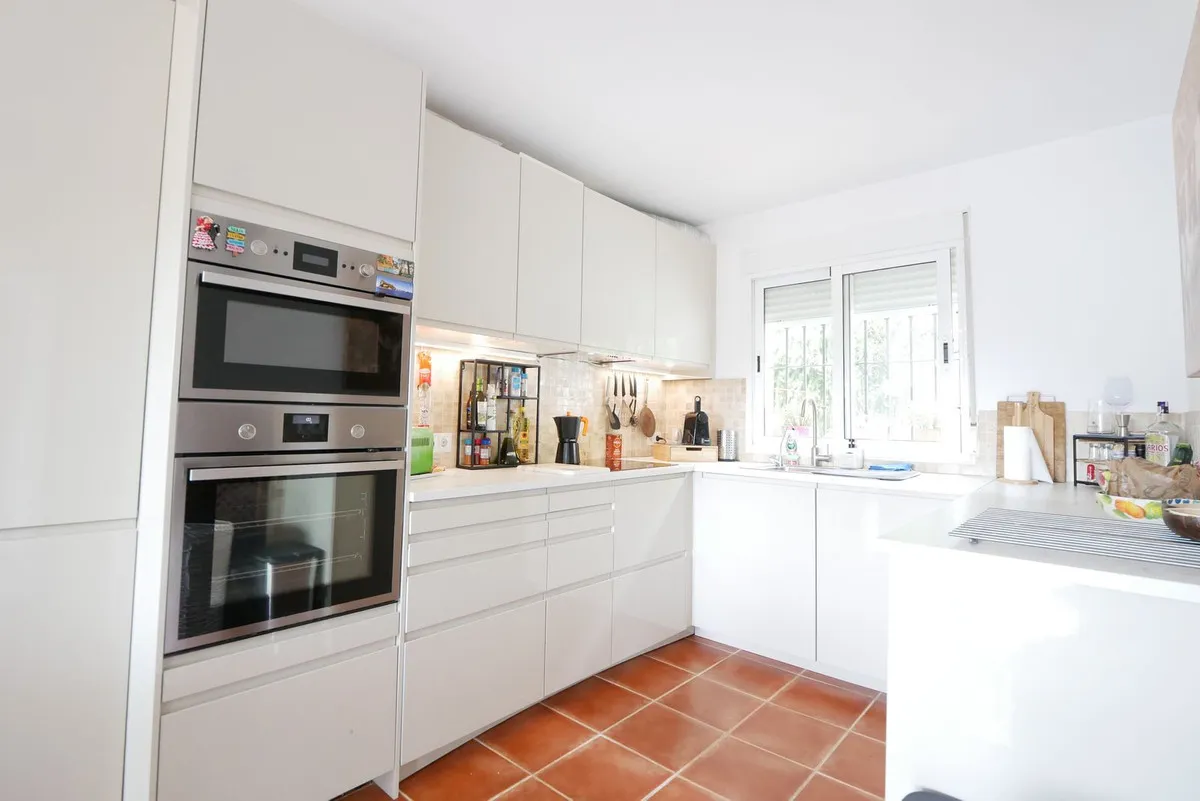 813fb565-299c-48b2-b484-f73def758c17