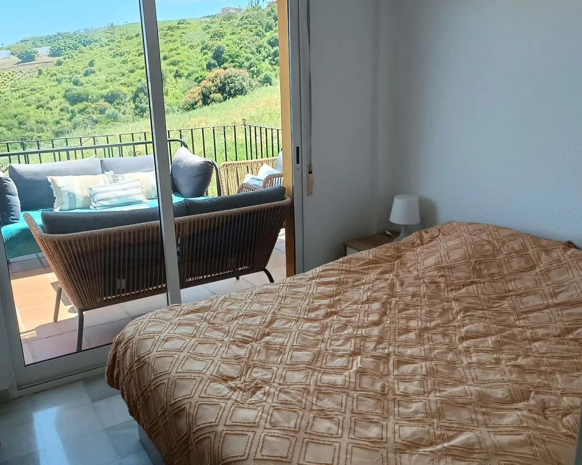 82a0651c-5577-4e31-a35a-a143b9afa233