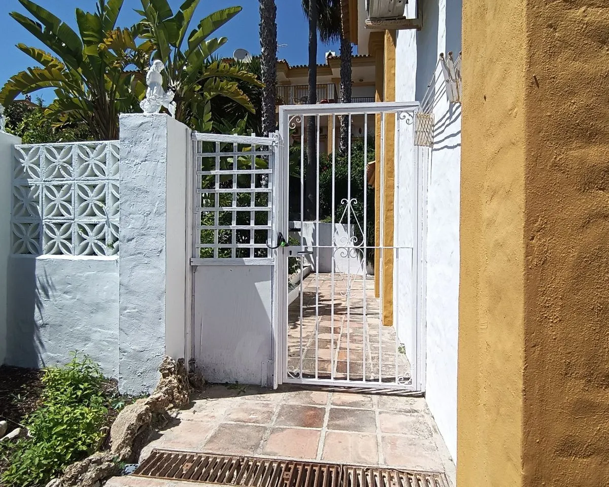 feab3ff6-d787-4970-b322-53e0f66dbcdb