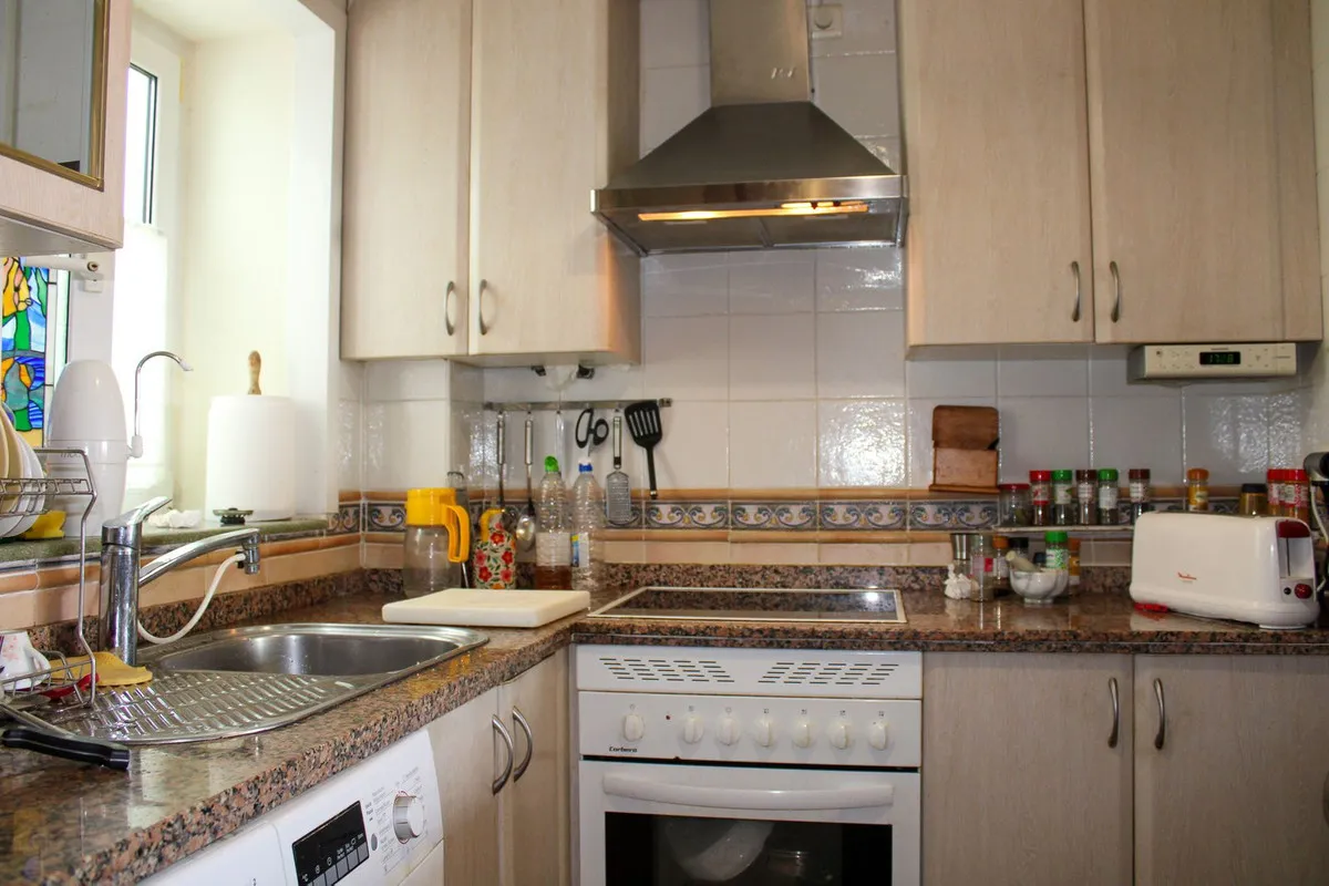 058e6c7c-a07f-4d07-80e2-09a3251c0a11