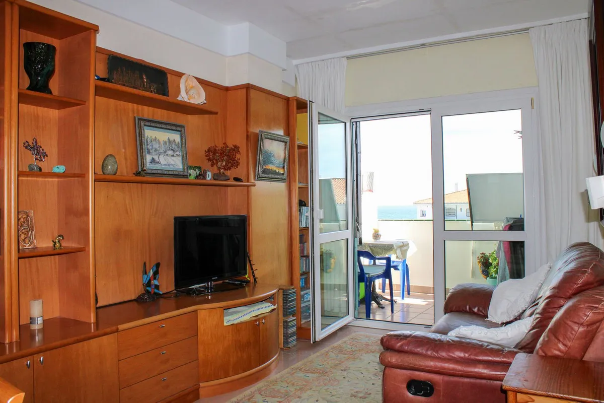 1d4acc84-7673-4ae3-b54a-655e2ce3d284