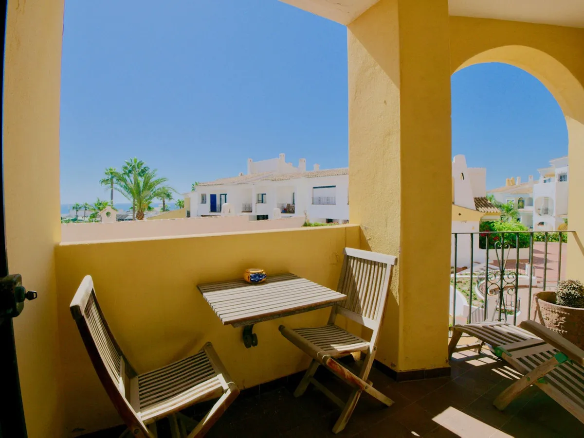 06fca917-f3f0-4233-bc43-325bb21895b3