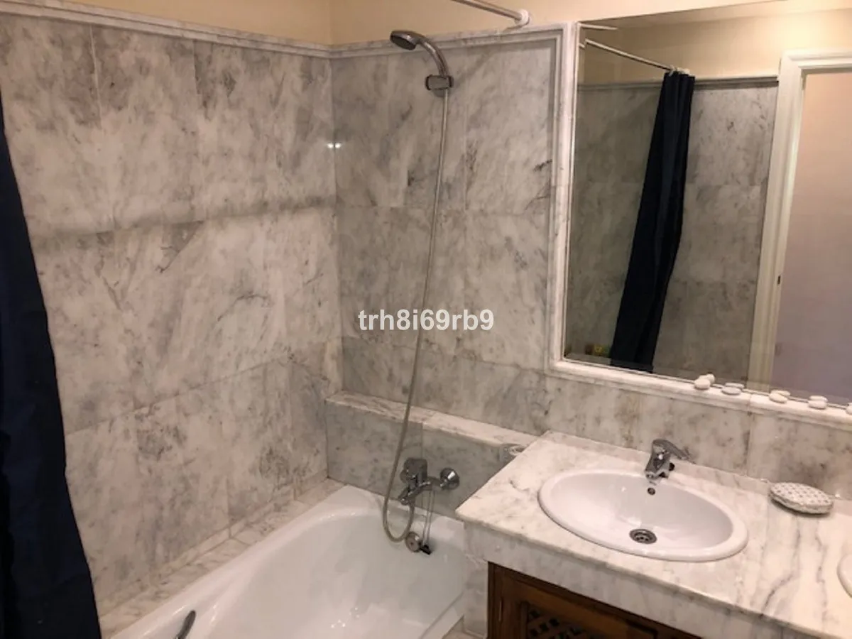 5e93ea1a-f8ec-4831-8bf2-8cce66ca71d9