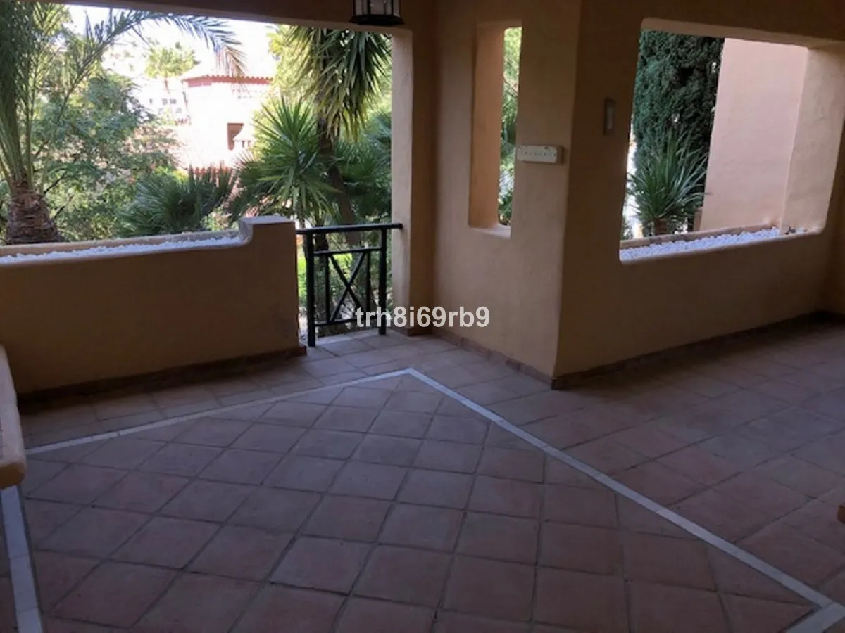 ff70d584-a1e2-4092-b978-13666d634ba1