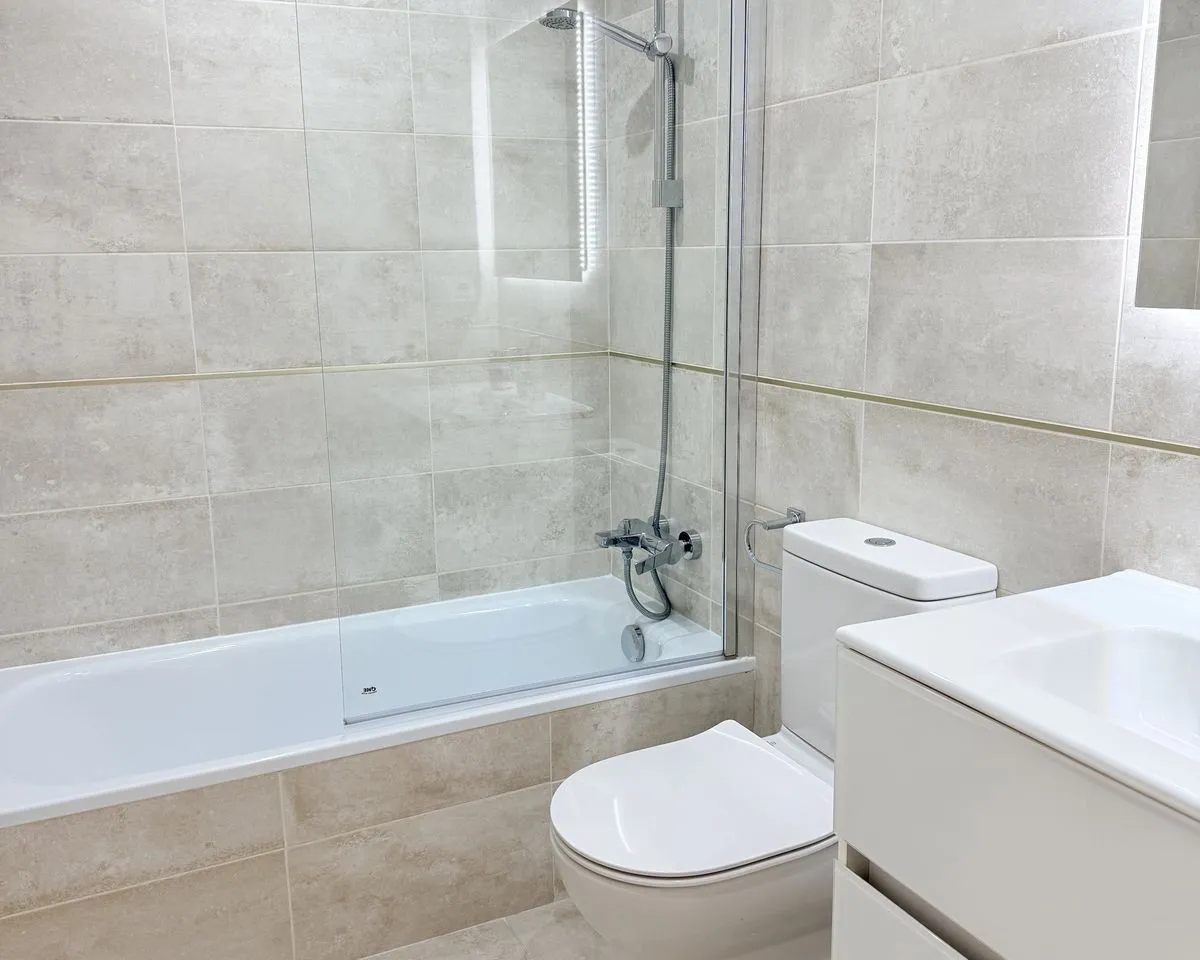 4af6b46a-c71f-4e51-8d9a-8b3f4f3813bf