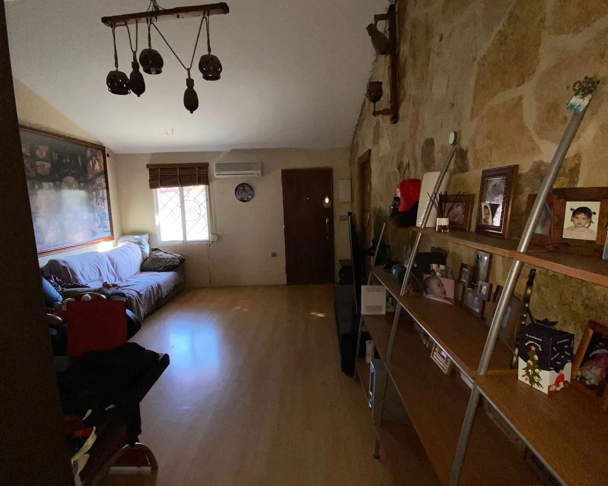 0619fc89-3be6-48c7-9e47-bfef2792f38b