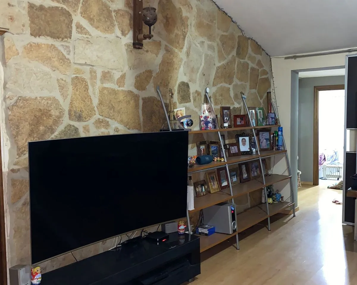 2e983eb9-60c7-49f4-a19a-0494434d377c