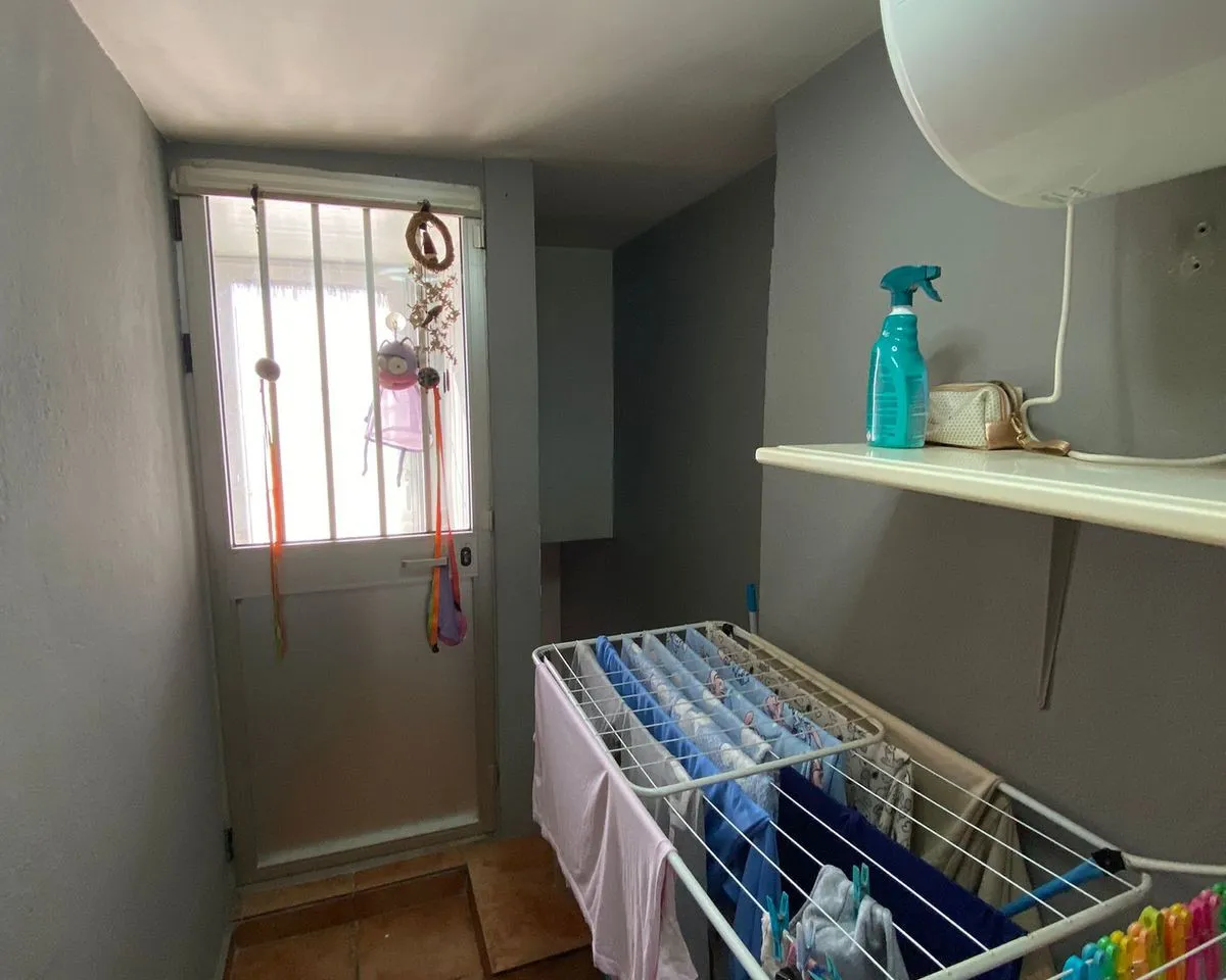 9d60954c-01de-47fd-9a2f-8e154b669322