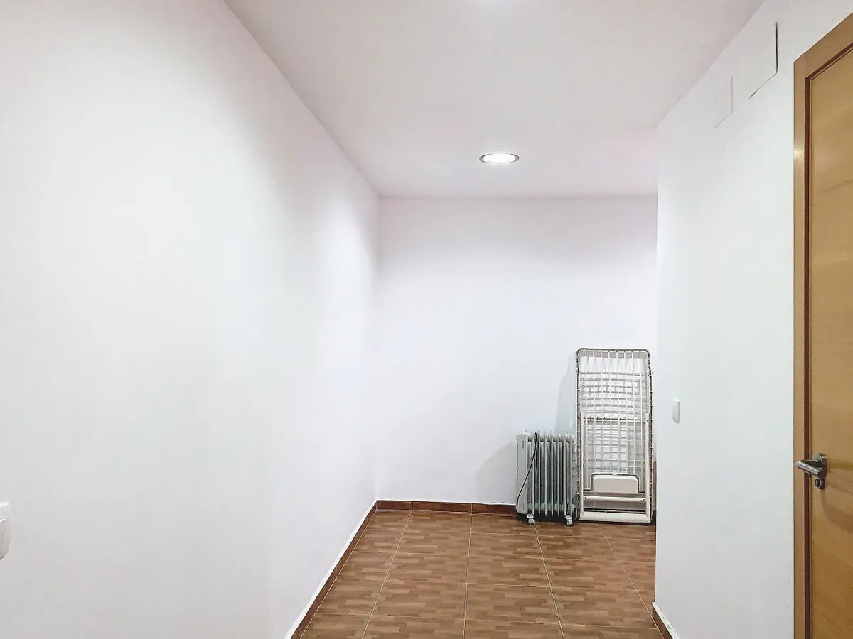 1a70fce0-c45d-484f-8660-b76947cc21f1