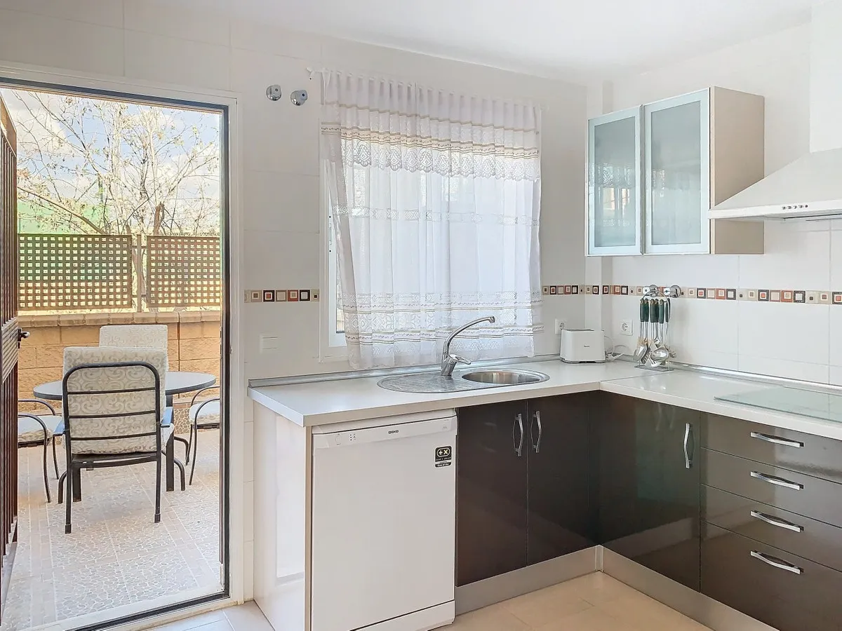 d98cc6d6-78e3-46cb-be0f-5eb482d0e2cd