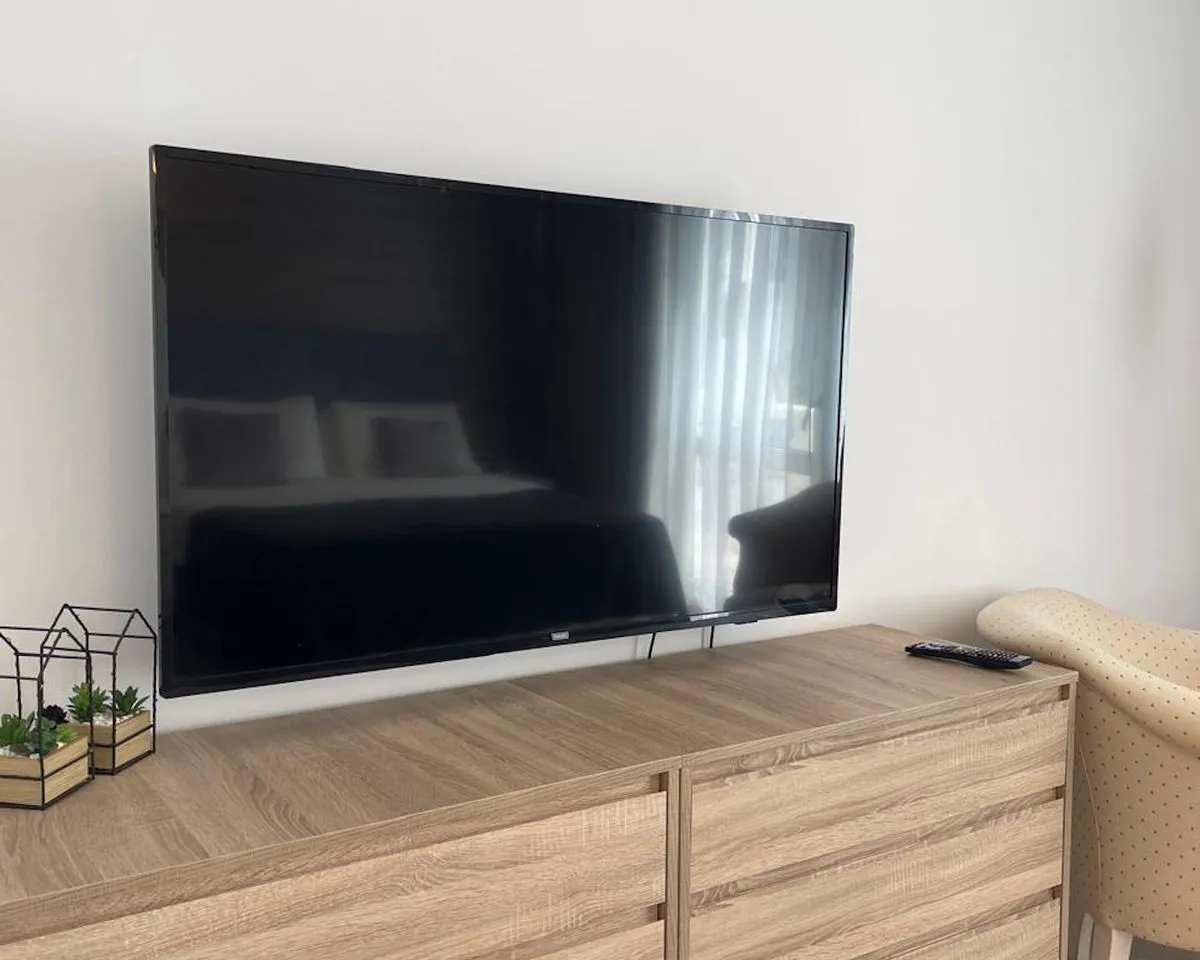 f62d4b9d-e811-4c46-8f01-82f5745d4c1b