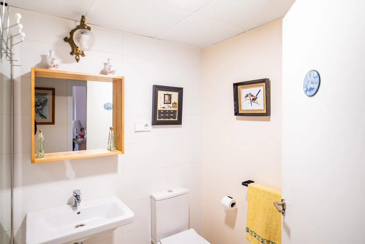 2eb1d7aa-adff-459f-bbdd-5c22a4895323