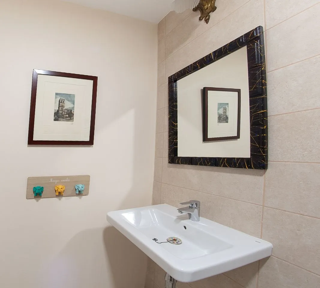 4fa77ffc-cc35-41b0-a935-e0fc39873d8c