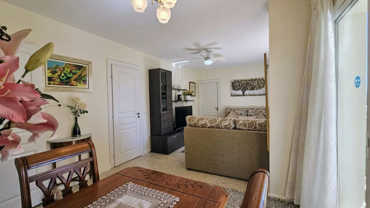 70fd1b09-3412-45f1-a719-332e8e315ae8