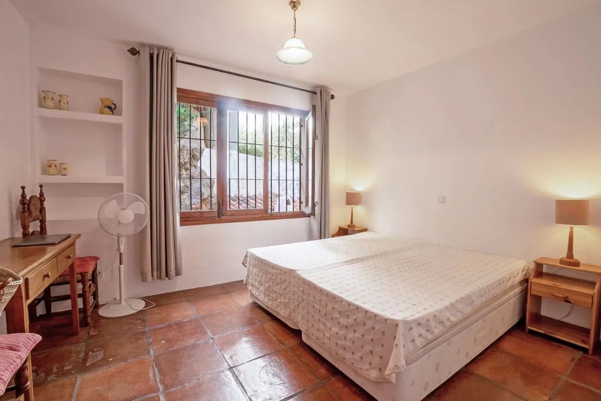 6a1a2baf-d5a2-4bd4-83df-76d01a07a687