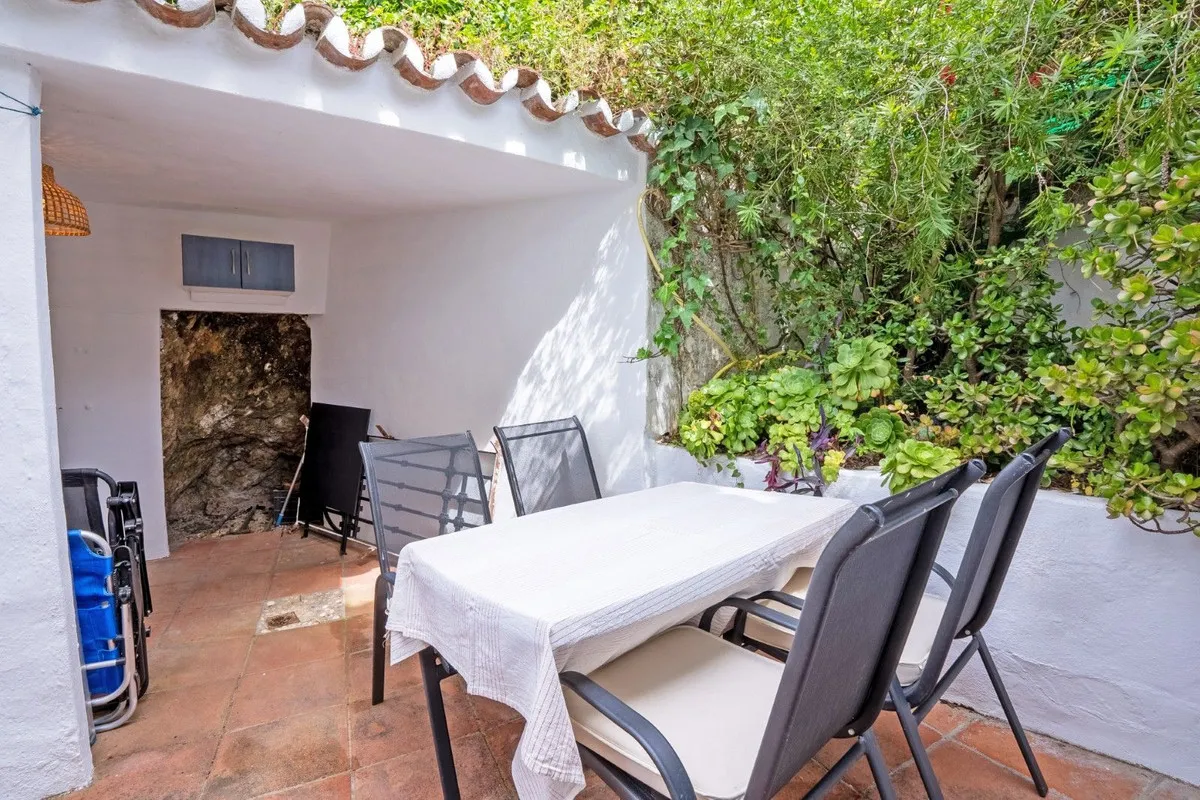 94eea68b-ed2d-40d4-9fdf-25698525ac9f