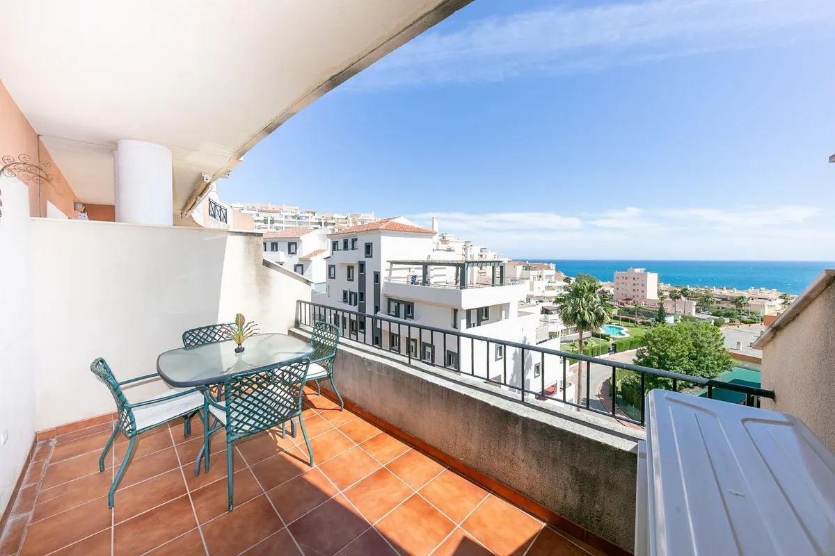 64138281-9596-4df1-a728-1e845ebbe593