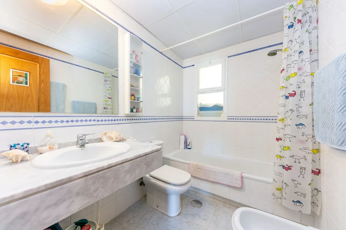 9541c7f6-d00f-44c5-8d80-fd1ef89149ad