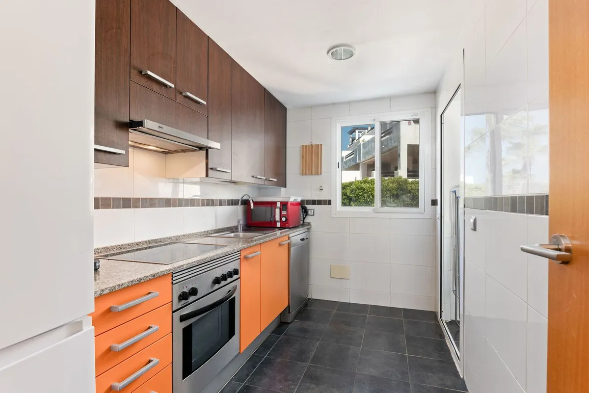 b451a8e2-17ef-4f1c-ad2b-0ebcb3562a3e