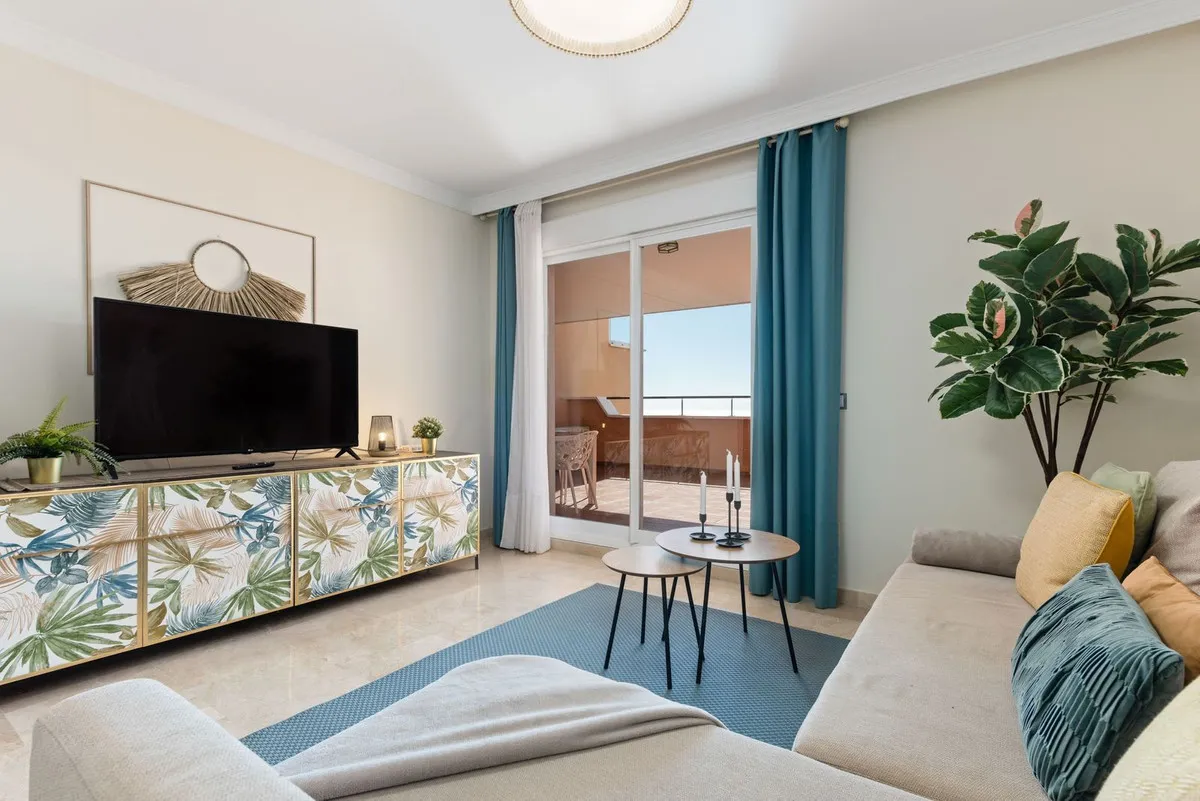 f22ba93a-144e-46ee-abb5-b75a472b9d40