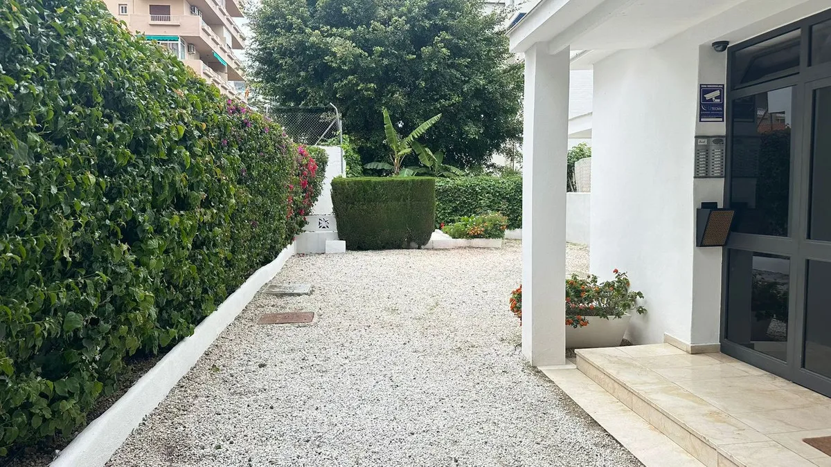 aa26109f-8fde-48ba-9a96-1ce0cf7b4884