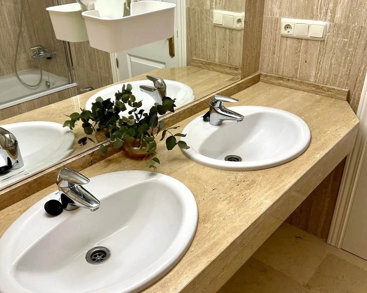 38e2021d-5fd6-43bc-82ff-25cce38ed207