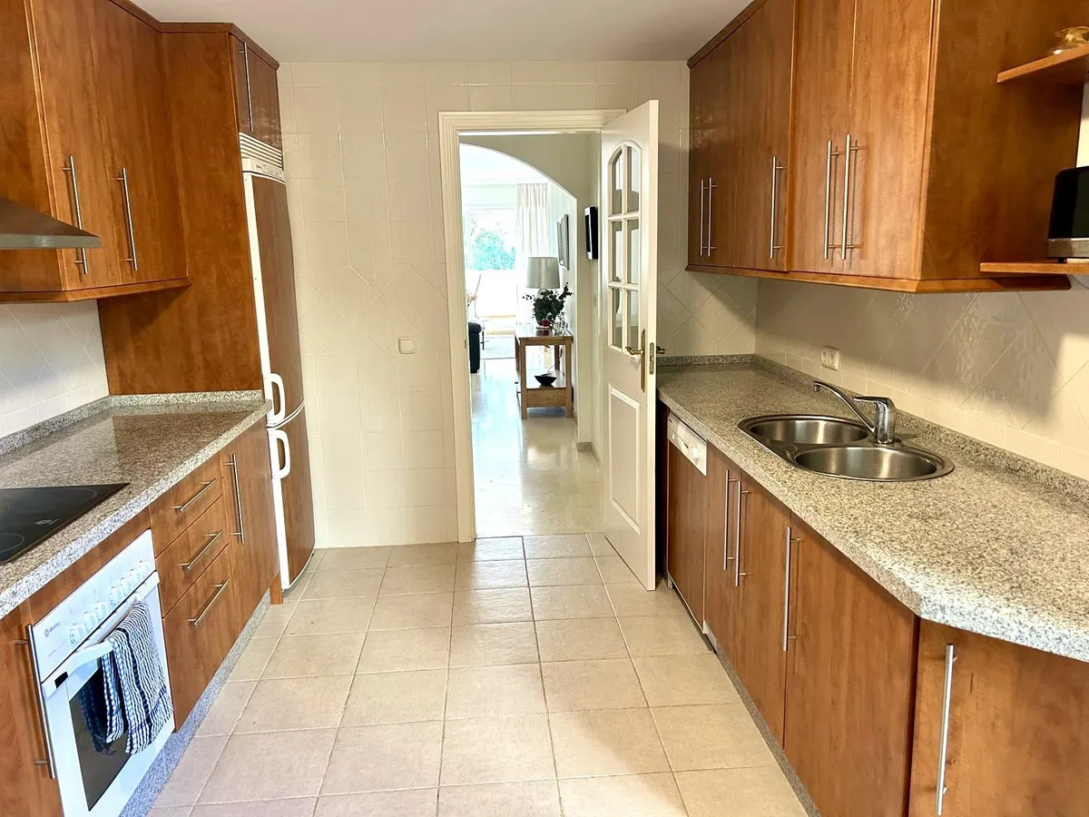 7e580201-c644-47cf-8243-09476315679b